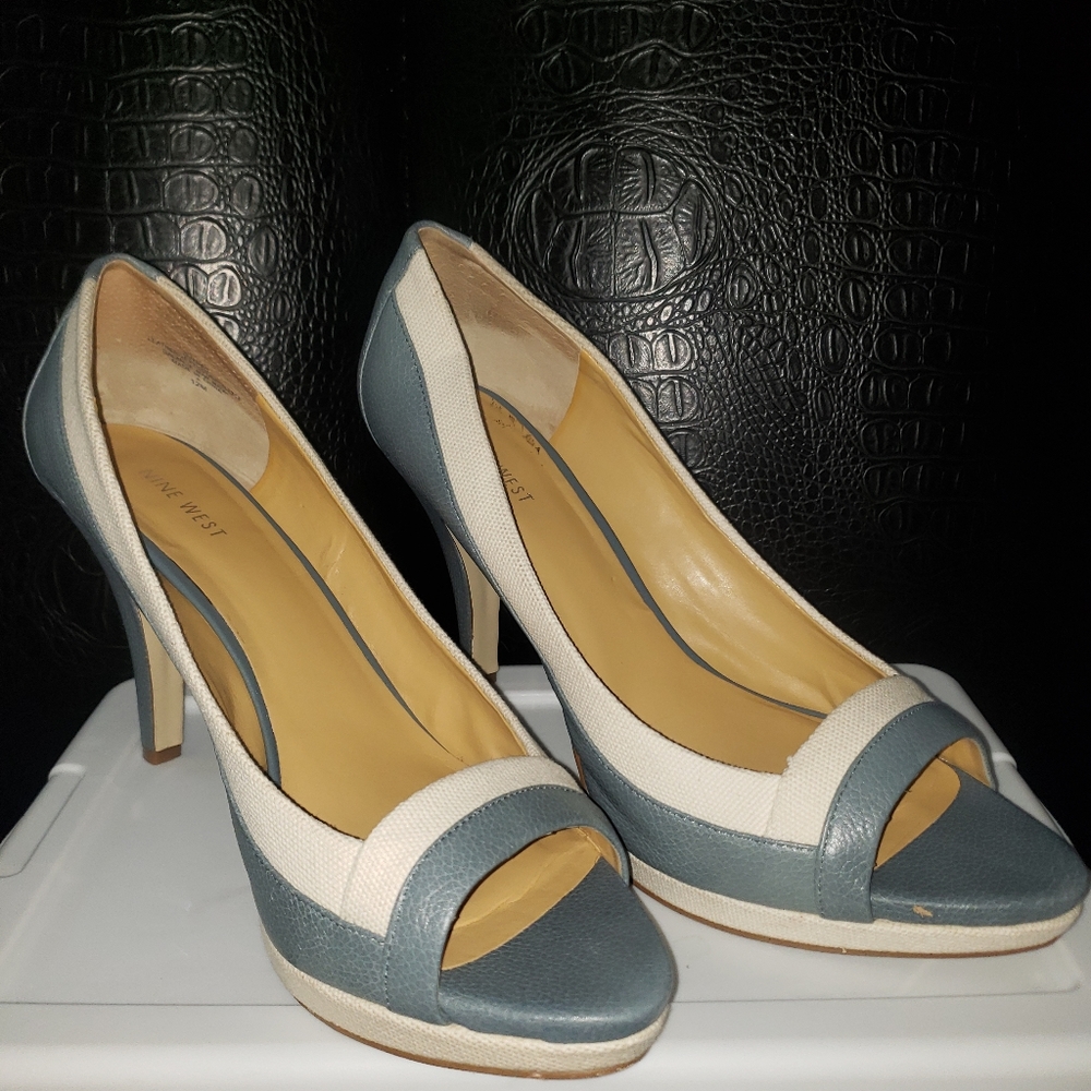 NINE WEST